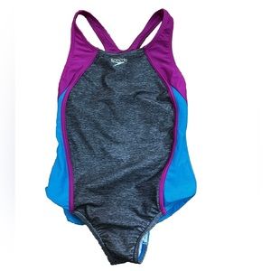 Girls Speedo racerback one piece swimsuit grey pink and blue size 12 
#speedo